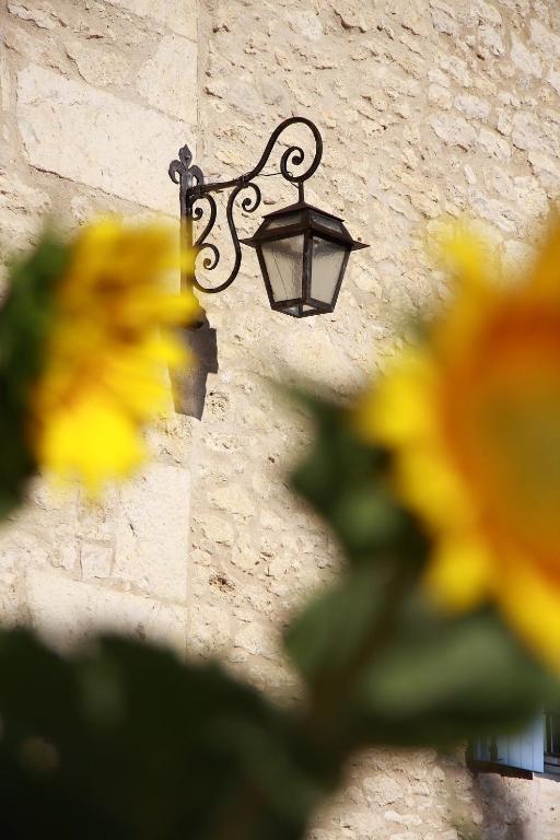 Chambres d'Hôtes Les Bourdeaux Monflanquin Exterior foto